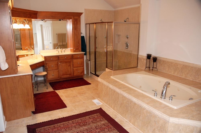 family-home-master-bath